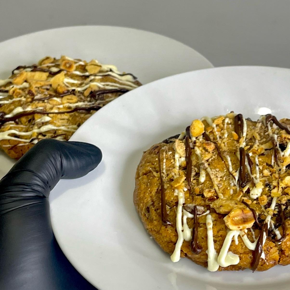 Kinda Kinder Cookie (Stuffed)